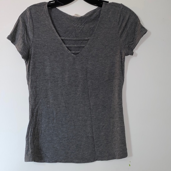 Garage Cotton V-neck Short Sleeve T-Shirt - Picture 1 of 3